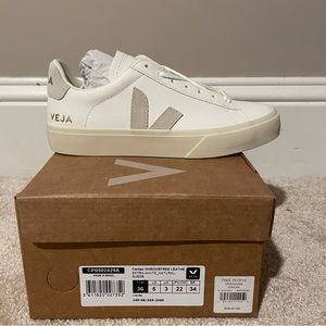 Veja Campo Chromefree, Extra White and Natural, size 36